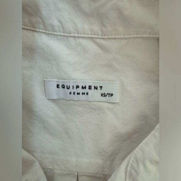 Equipment Femme Cropped Buttondown - Picture 3 of 5